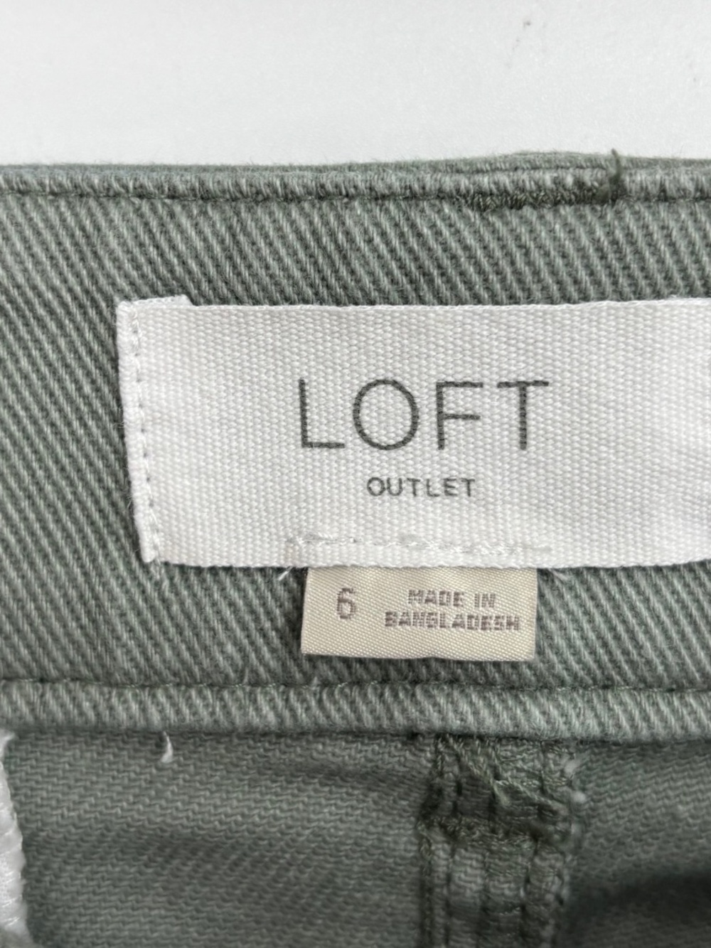 Loft Womens Size 6 The Palmer Wide Leg Jeans Sage Green Gray Patch Pockets Light - Picture 3 of 9